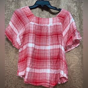 Woman’s top sz M